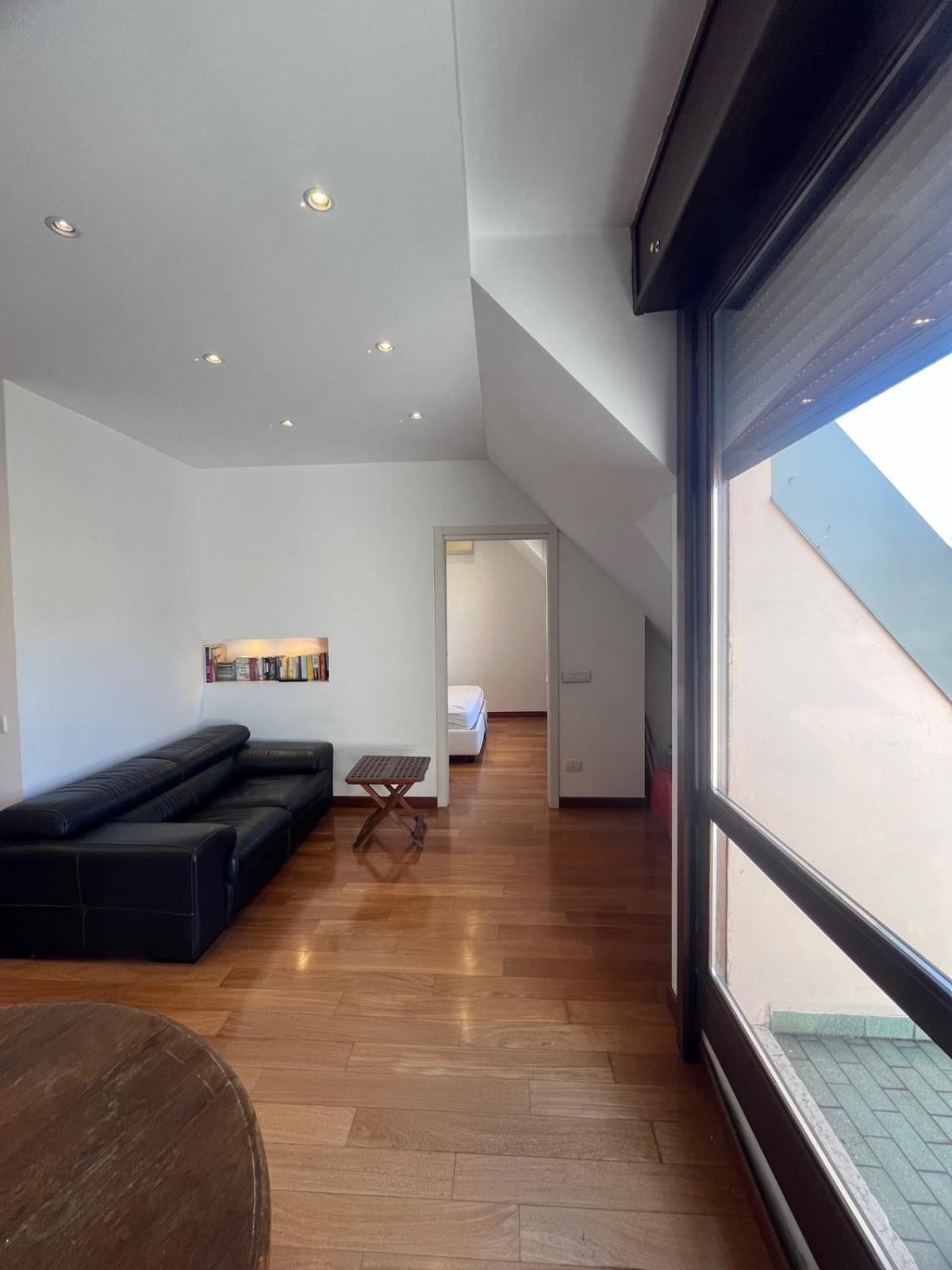 Lovely And Modern Apartment Mailand